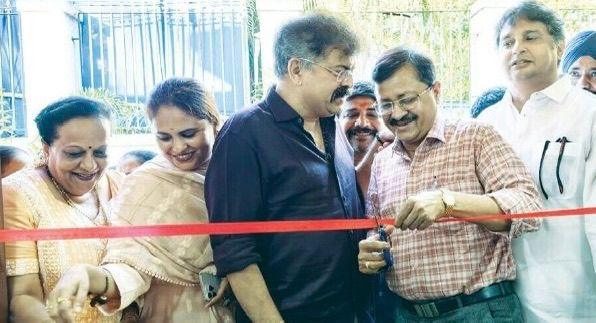 NCP leader Dr Jitendra Awhad with 'Thane Vaibhav editor Milind Ballal